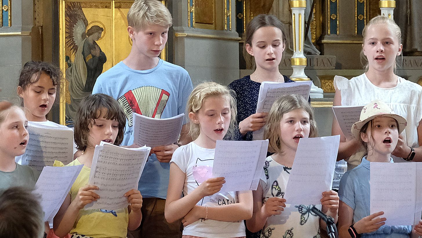Kinderchor; Foto: Sergej Lepke