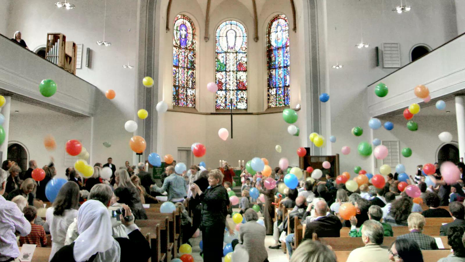 Gottesdienste in der Friedenskirche