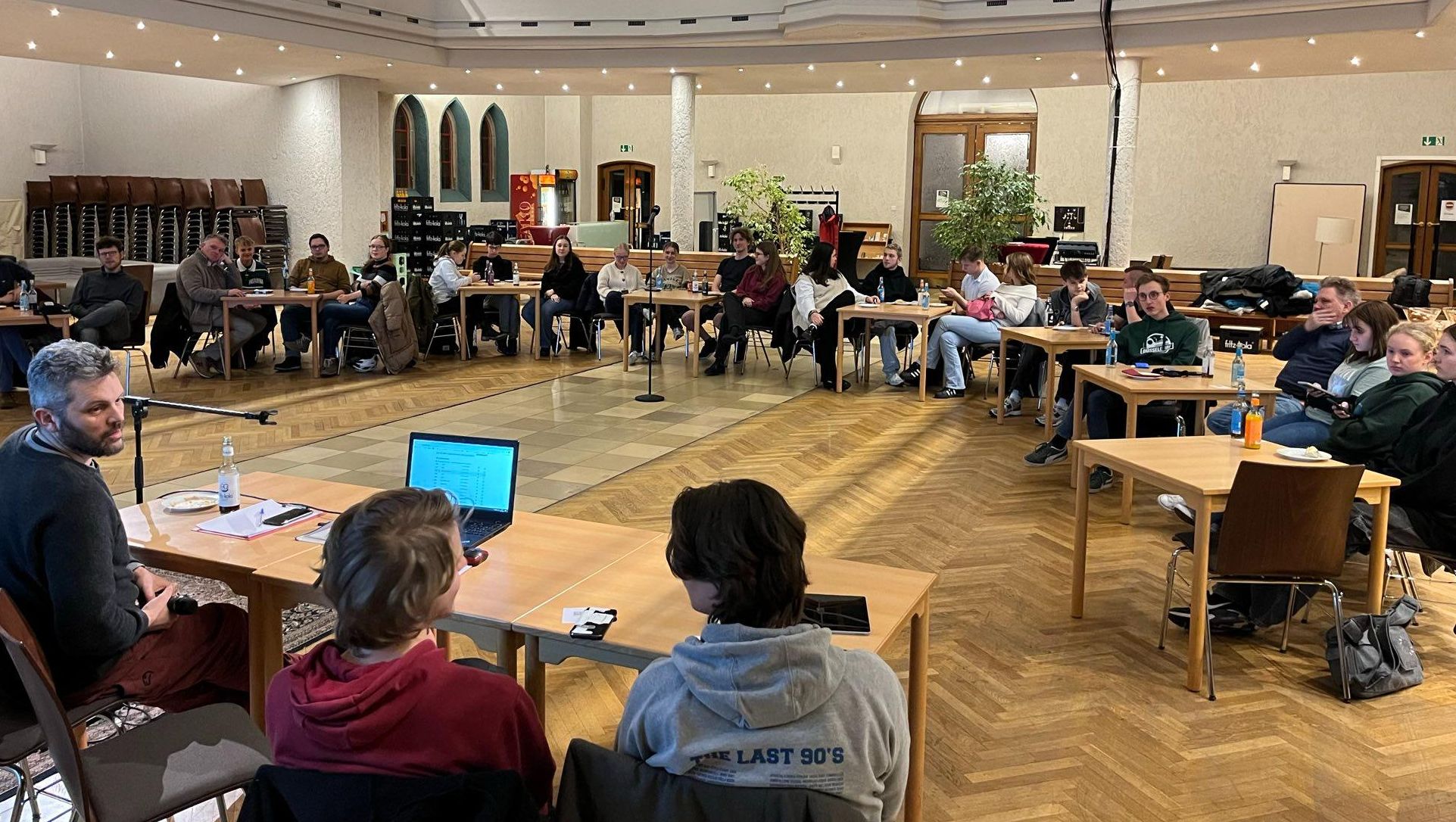 ejd-Sitzung; Foto: evdus