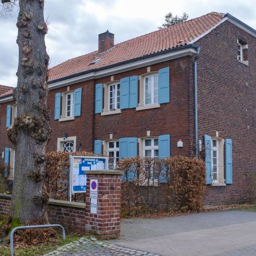 Alte Dorfschule; Foto: Uwe Schaffmeister